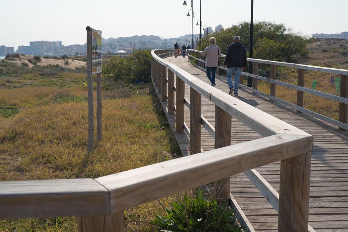 Apartment Sunny La Mata La Mata  Ngoại thất bức ảnh